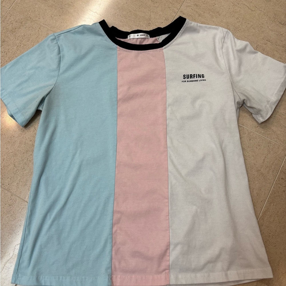ZARA Colorblock “Surfing for Sunshine Living” Tee (Size Medium)